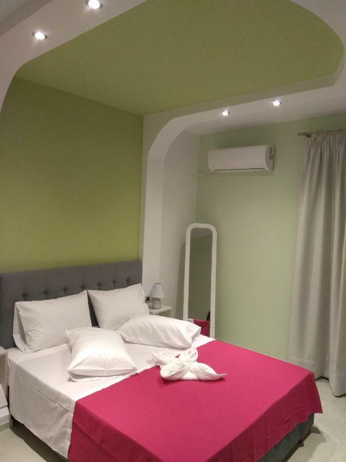 Villa Gusta Tholos  ภายนอก รูปภาพ